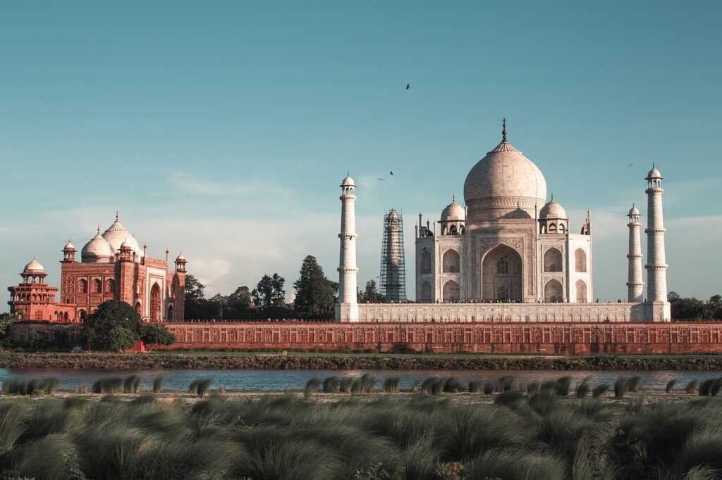 it is important for _______ to participate in conservation efforts.